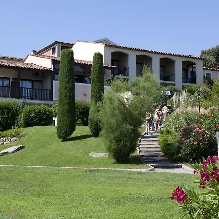 Hotel apartamentowy Pierre & Les Parcs De