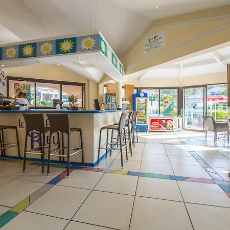 Pierre & Les Parcs De מלון דירות גרימו