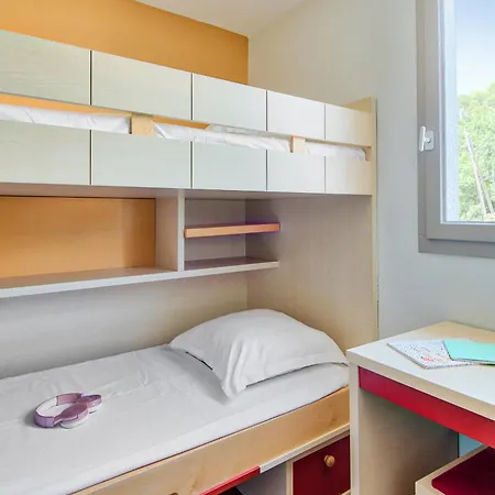 Pierre & Les Parcs De Apartmanhotel