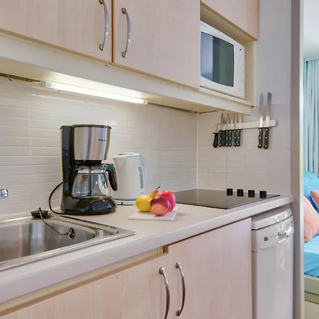 Apartmanhotel Pierre & Les Parcs De 3*