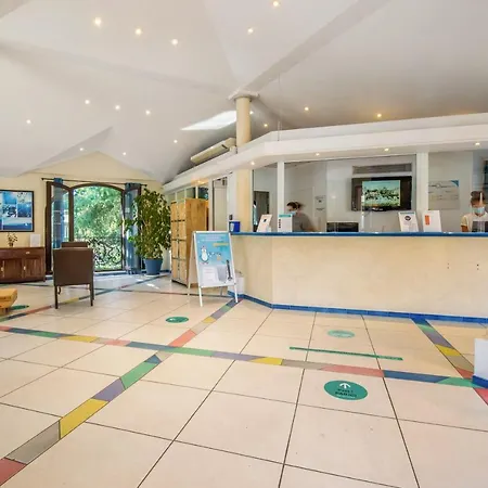 Pierre & Les Parcs De 3*