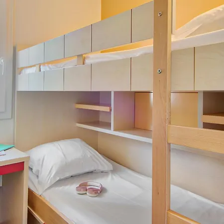 Pierre & Les Parcs De 3*