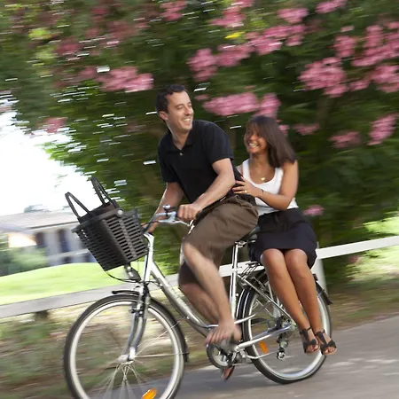 Pierre & Les Parcs De