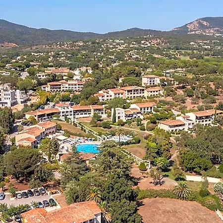 Pierre & Les Parcs De