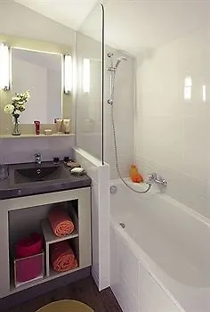 Pierre & Les Parcs De Apartmanhotel 3*