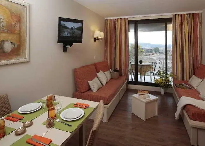 Pierre & Les Parcs De Apart-hotel